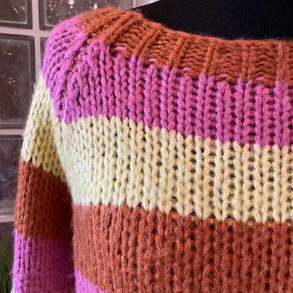 💥SALE💥 Addie Loose fitting striped sweater - Picture 3 of 8